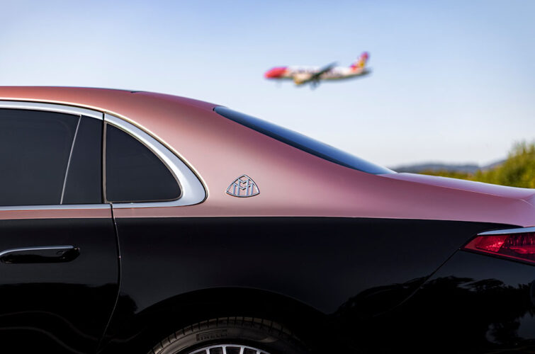 vip service vujin limousine luxury transports private chauffeur service mercedes benz maybach premium gallery 10