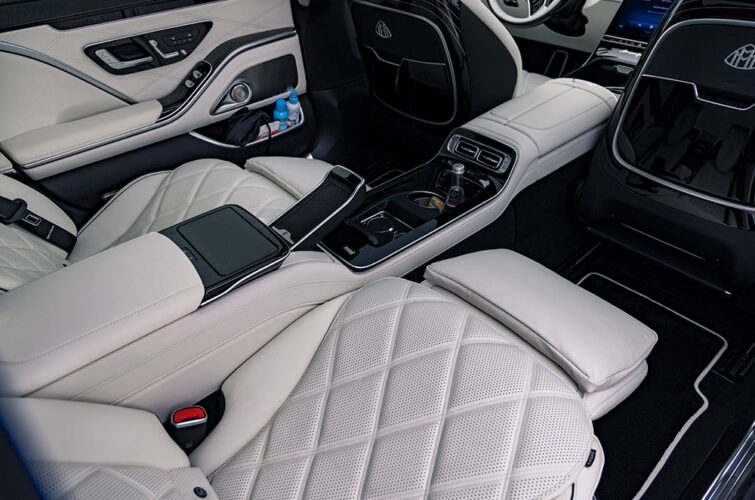 vip service vujin limousine luxury transports private chauffeur service mercedes benz maybach premium gallery 5