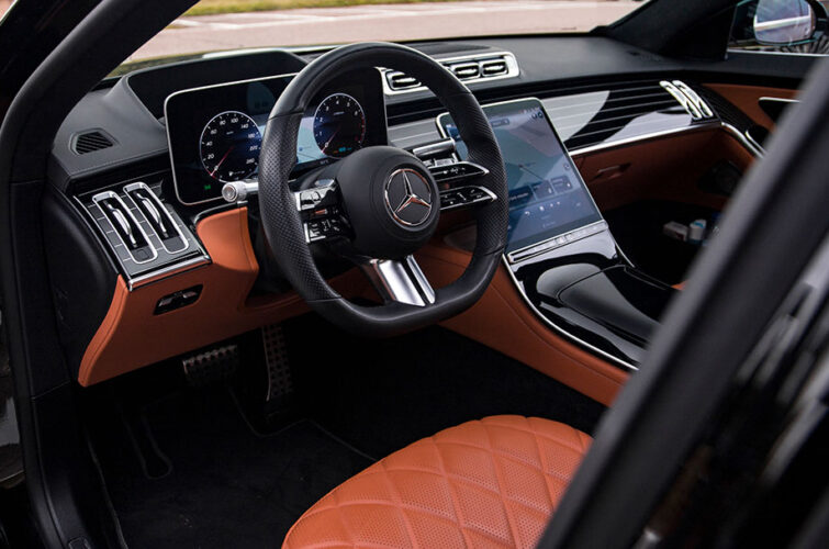 vip service vujin limousine luxury transports private chauffeur service mercedes benz s class premium gallery 4